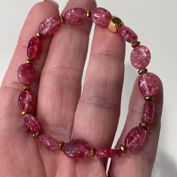 Cranberry sauce bracelet- strawberry Quartz gemstone - Picture 2 of 5